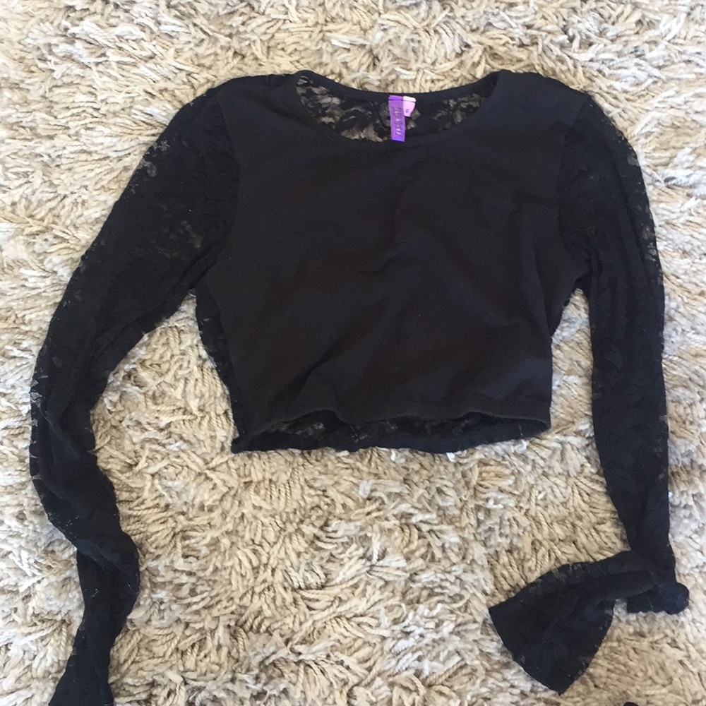 Emma + Sam crop top